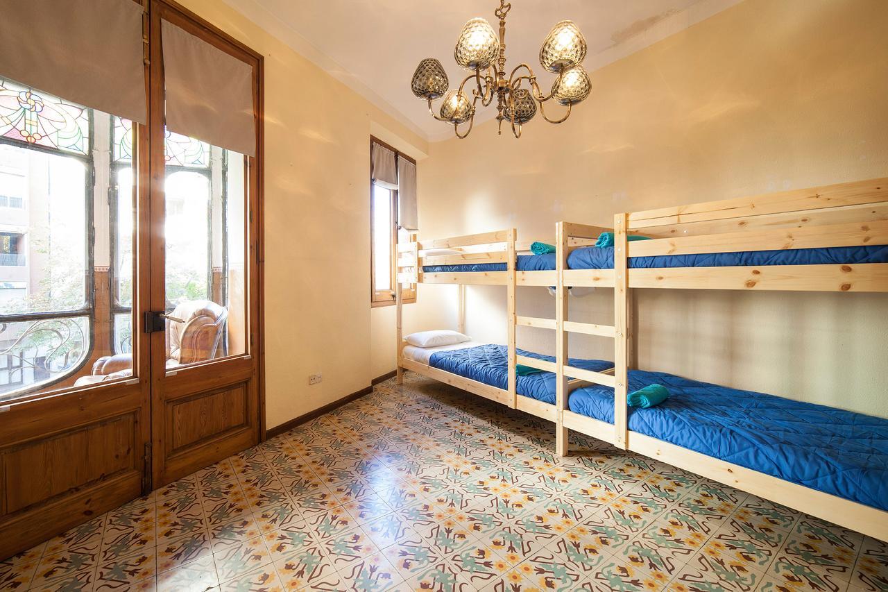 Bed In Girona Bed and Breakfast Eksteriør billede