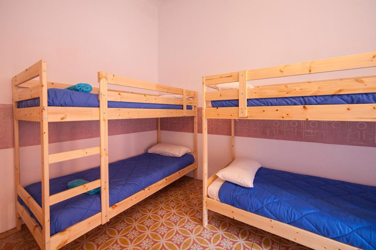 Bed In Girona Bed and Breakfast Eksteriør billede